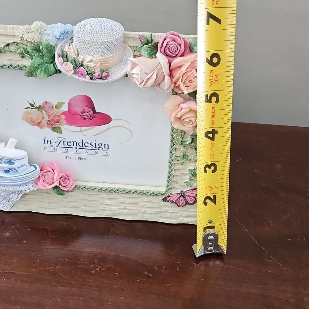 Vintage inTrendesign Company Foral Picture Frame